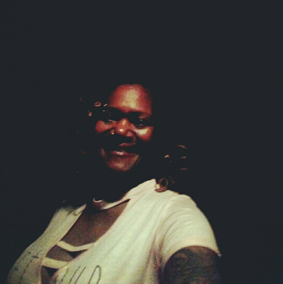 Meet your Posher, Diana - Picture 2 of 2